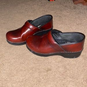 Dansko’s Size 39
